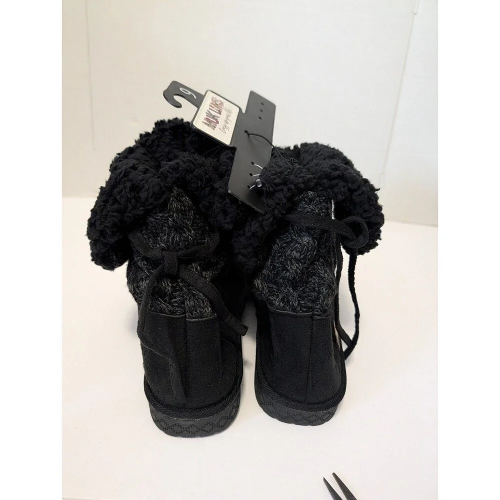 Muk Luks Womens Black Cozy Knit Boots - Size 9. New With Tags